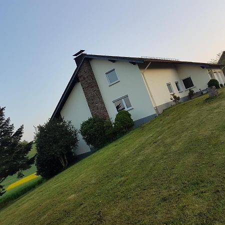 Ferienwohnung Haus Abrioux Zur Falkenlay Бад Бертрих Екстериор снимка